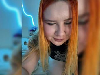 LunaLu13 webcam model stream image