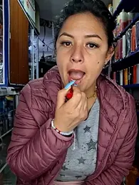 Niidia webcam model stream image