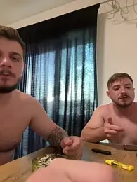 00WildCouple00 webcam model stream image