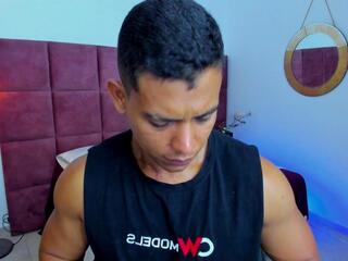 Adan Fulker webcam model stream image