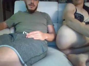 dible18 webcam model stream image