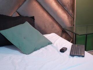 Sophia Loreen webcam model stream image