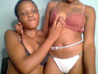 Sweet-loves webcam model stream image