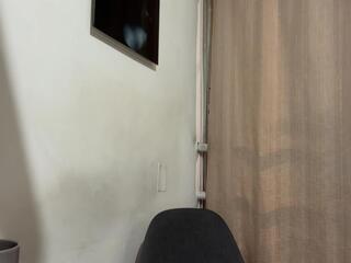 Braun Phillips webcam flirt4free model stream image