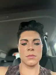 LukeLouHarvey webcam model stream image