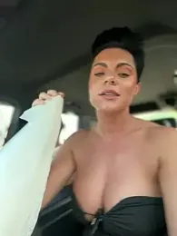 LukeLouHarvey webcam model stream image