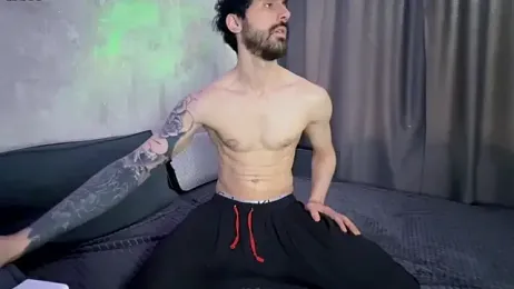 Oscar_Miller_ webcam model stream image