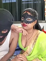 Soniya_G webcam model stream image