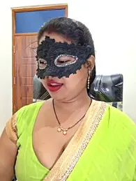 Soniya_G webcam model stream image