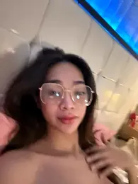 faelore_ webcam model stream image