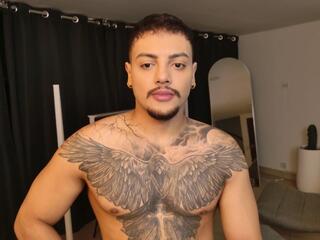 Colton White webcam model stream image