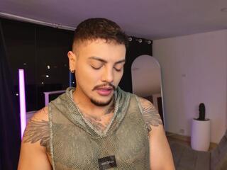 Colton White webcam model stream image