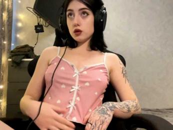 meowluly webcam model stream image