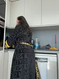 Mel-Mia webcam model stream image