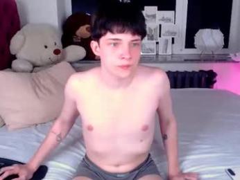 iwillfall_ webcam model stream image