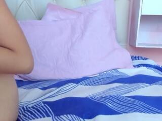 Isabella Abril webcam flirt4free model stream image