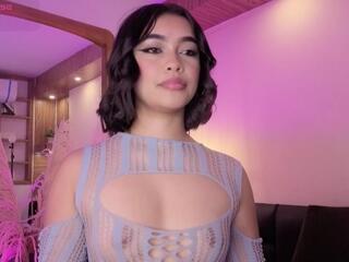 Chloe Monroeee webcam model stream image