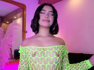 Chloe Monroeee webcam model stream image