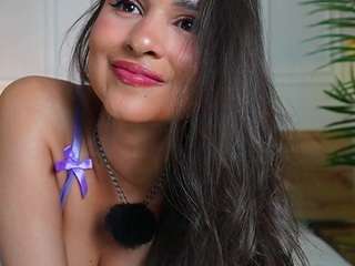 alana-haze webcam model stream image