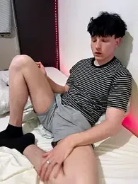 ShyAndrey webcam model stream image