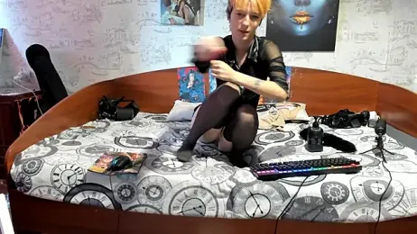 KagamiTayga webcam model stream image
