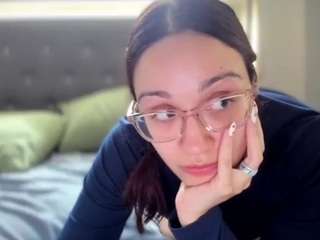 hotpinkcheeto webcam model stream image