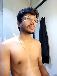 skinnyyyyyyyyy webcam model stream image