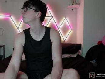 alfiegreenxxx webcam model stream image