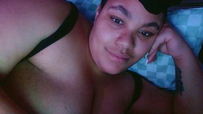 Tasteemeowmeow webcam model stream image