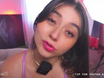 bellapazzia13 webcam model stream image