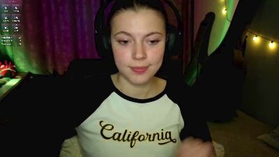 TonyaNatiello webcam cam4 model stream image