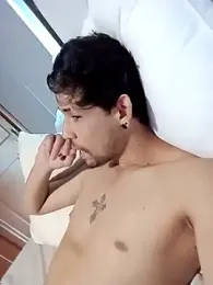 MaxHuston webcam model stream image