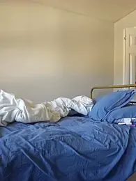 oliviaprettypussy webcam model stream image