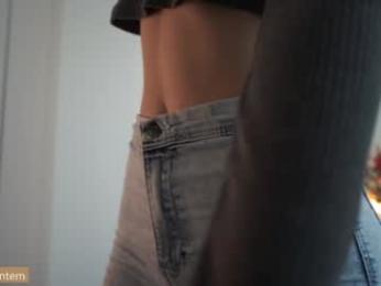 ms_seductive webcam model stream image