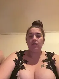 yzabell18 webcam model stream image