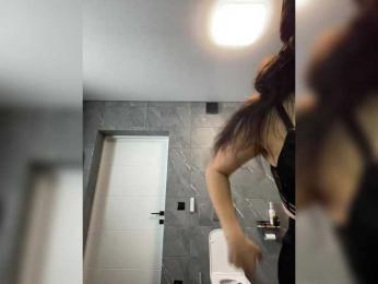 Potifays webcam bongacams model stream image