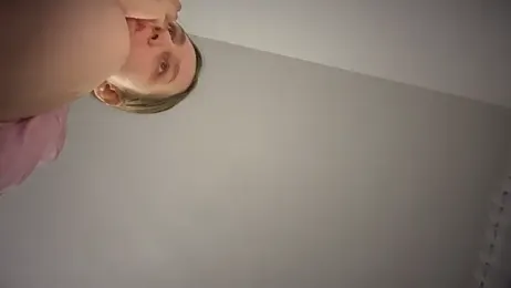 AlinaCum webcam model stream image