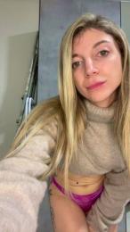 emilychannel webcam model stream image