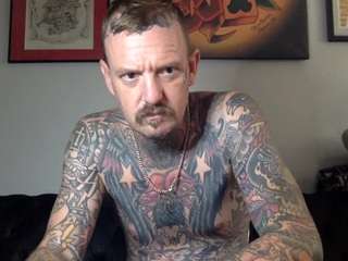 longwalksonthebeach69 webcam model stream image