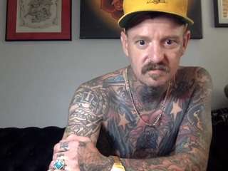 longwalksonthebeach69 webcam model stream image