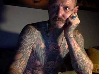 longwalksonthebeach69 webcam model stream image