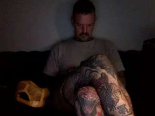 longwalksonthebeach69 webcam camsoda model stream image