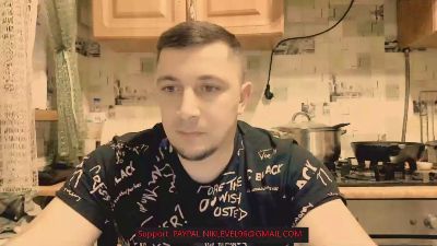 NiksLaRedhott webcam model stream image