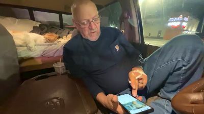 rover644 webcam model stream image