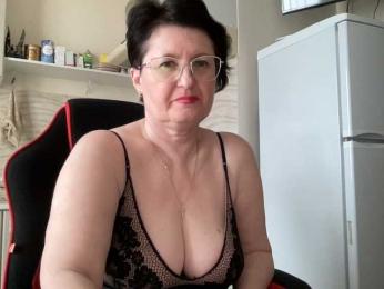 HotMilfPussy webcam model stream image