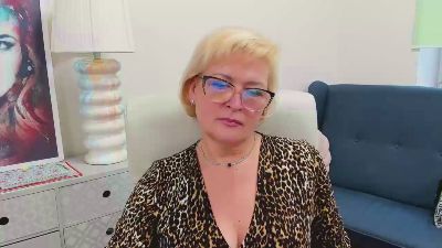 Luna_xFantasy webcam model stream image