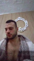 Viki84 webcam model stream image