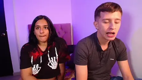 mae_nathan_ webcam model stream image