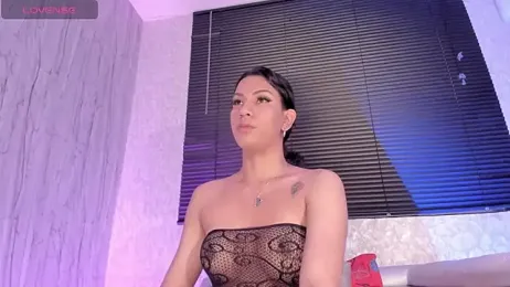 LaiilyBell12 webcam stripchat model stream image