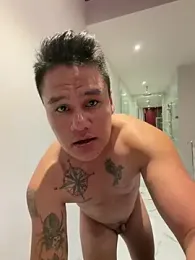 LatinoLeones webcam model stream image